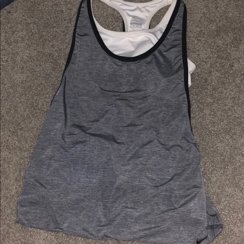 nike workout shirt with attached sports bra